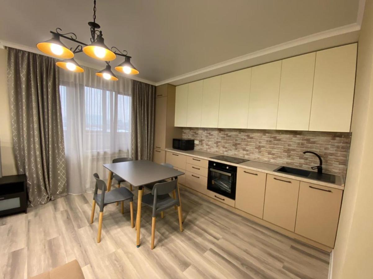 Vip Apartment Mountain View Almaty Exterior foto